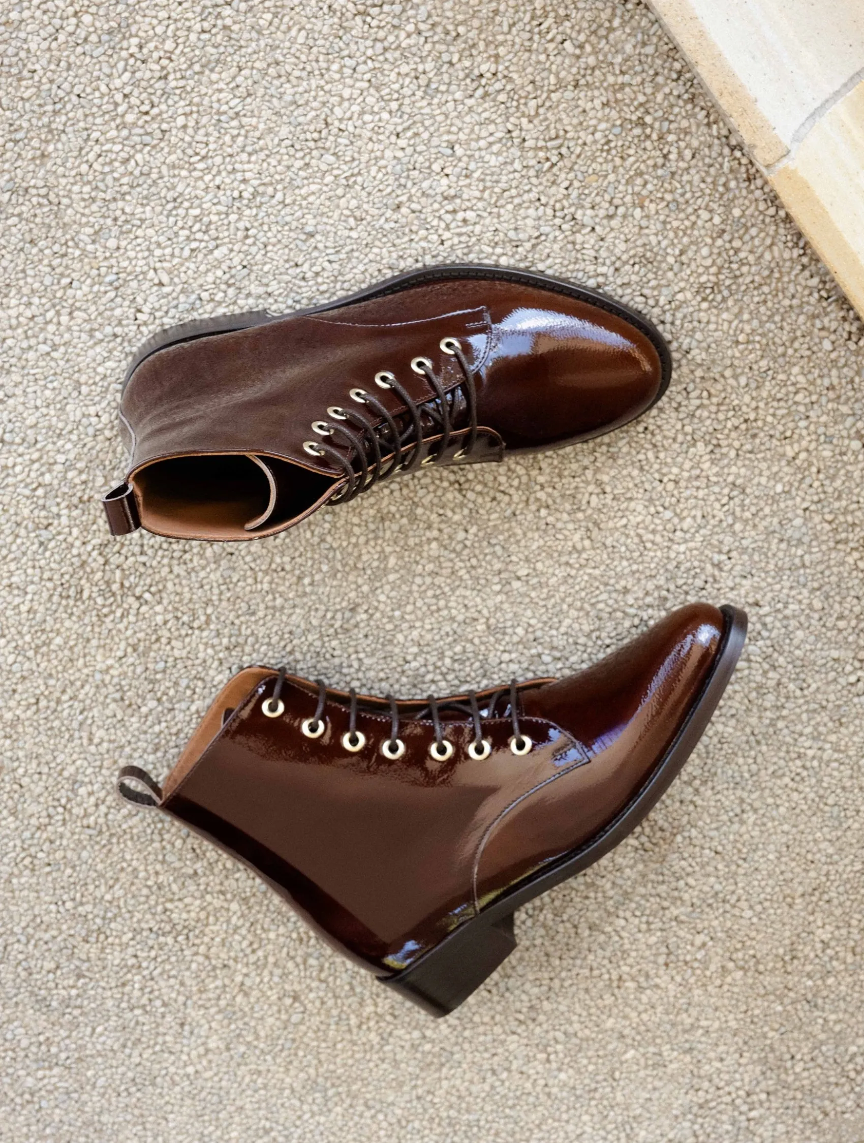 Femme Bobbies Doria