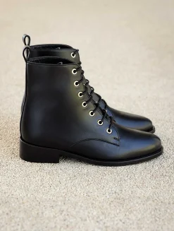 Femme Bobbies Doria