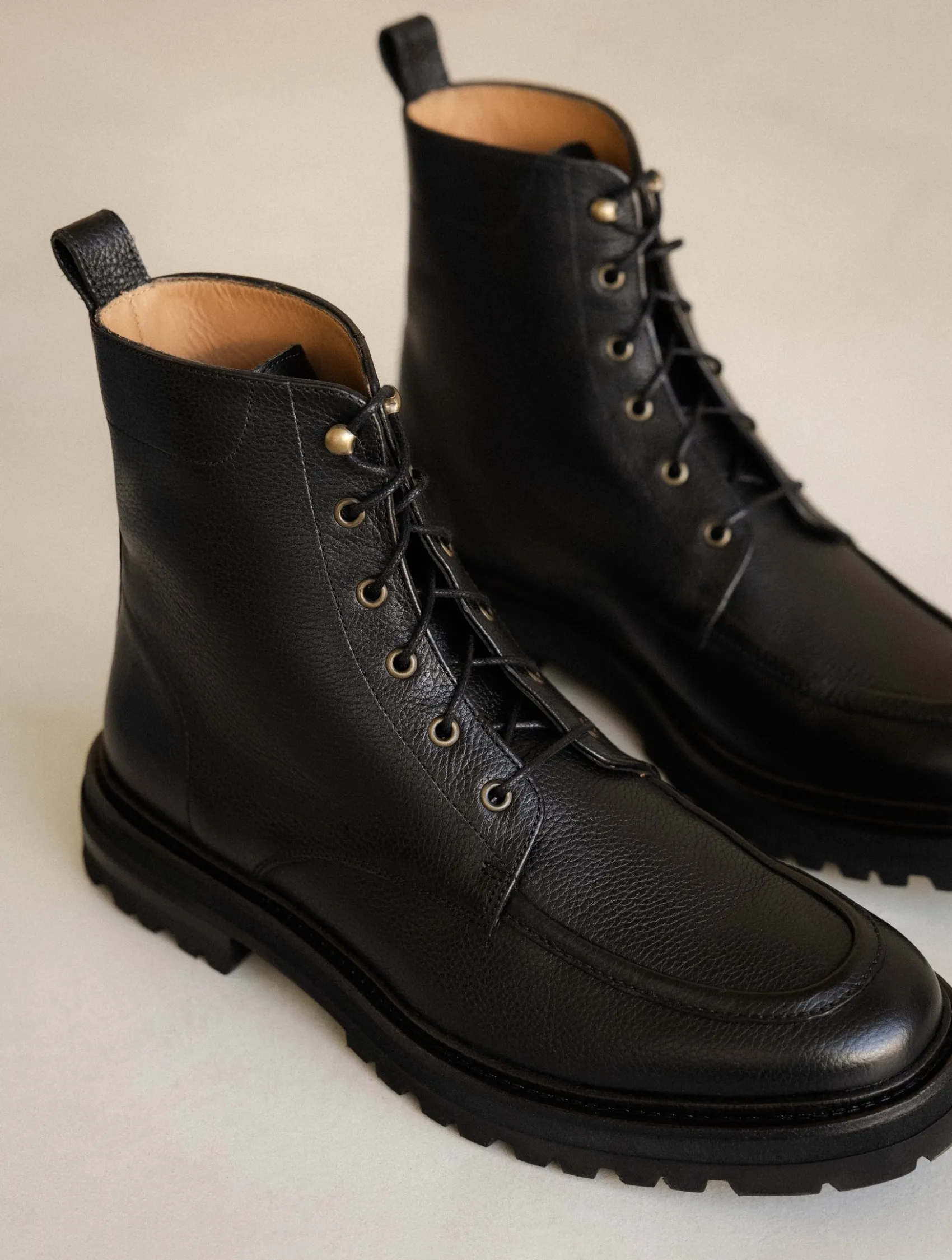 Homme Bobbies Douglas