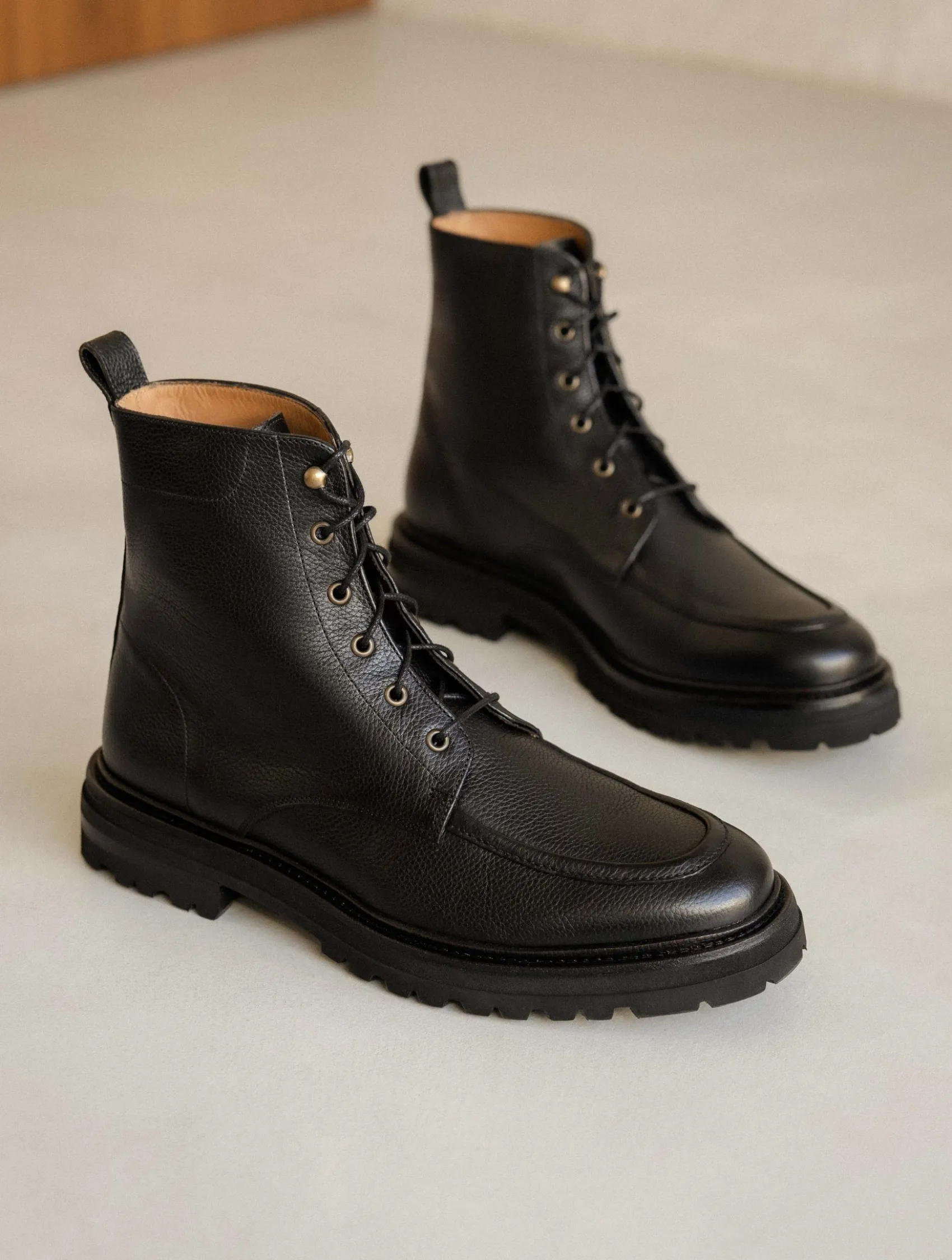 Homme Bobbies Douglas