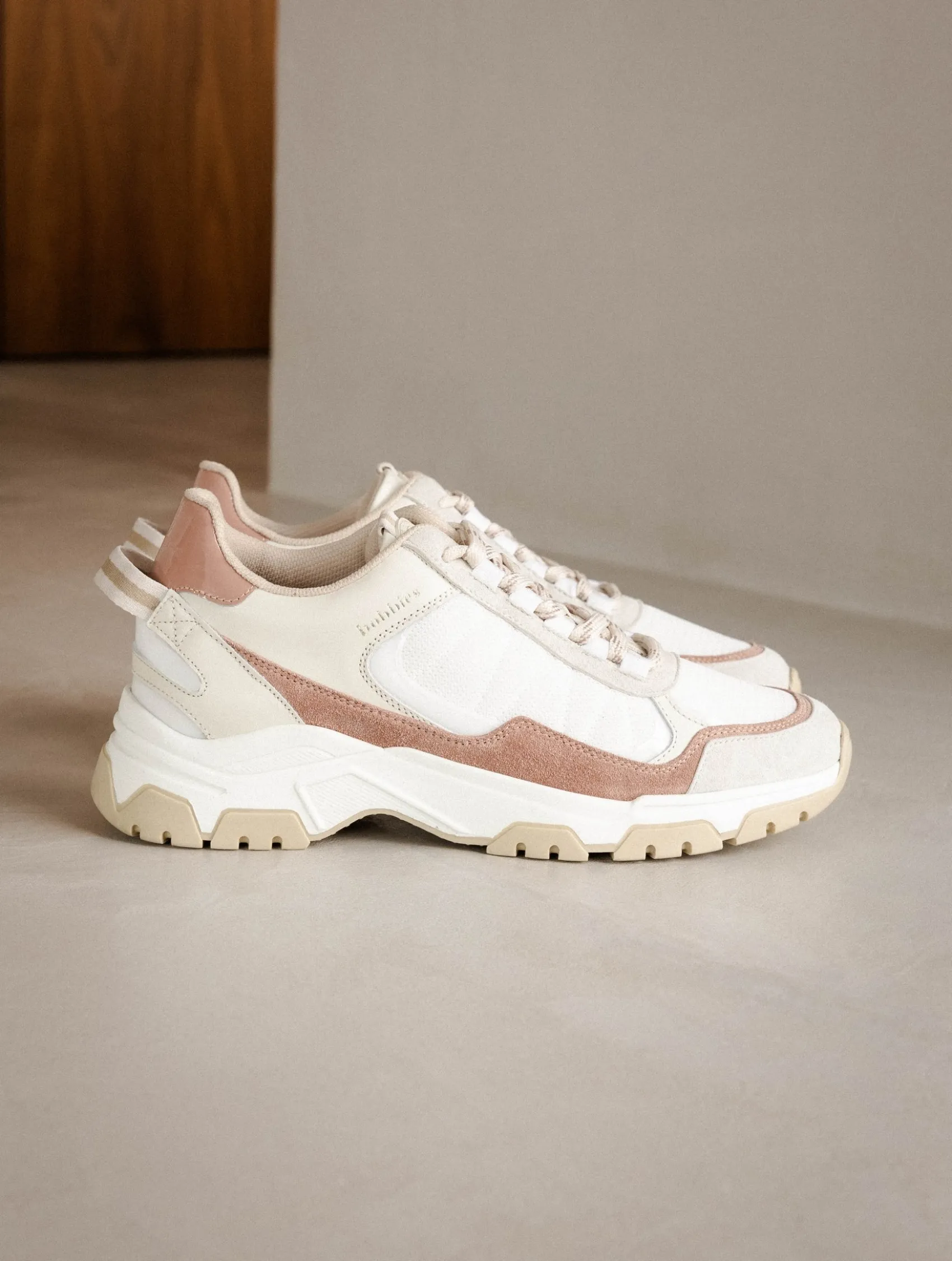 Femme Bobbies Kiwa