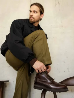 Homme Bobbies Leandro