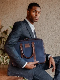 Homme Bobbies Monceau