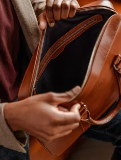 Homme Bobbies Monceau