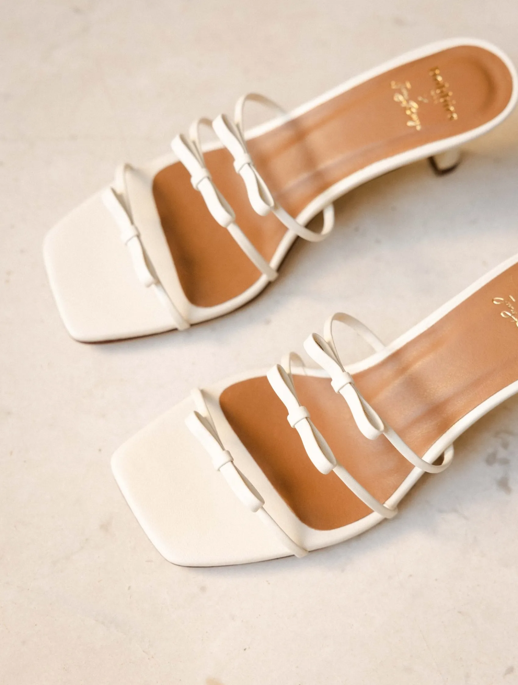 Femme Bobbies Virna